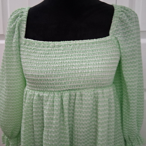 Cider Mint Green Textured Fabric With Smocked Bodice Size XL - Picture 2 of 13